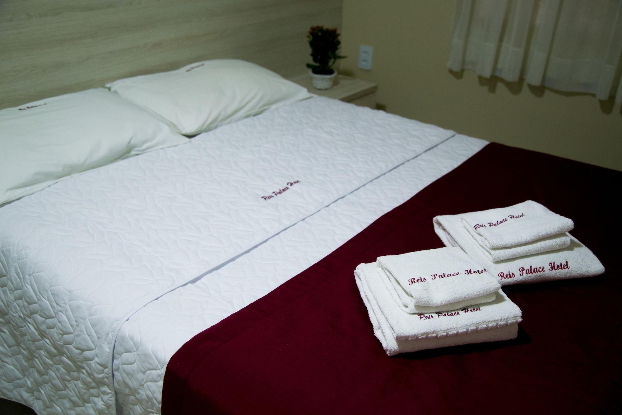 Reis Palace Hotel Petrolina Bagian luar foto
