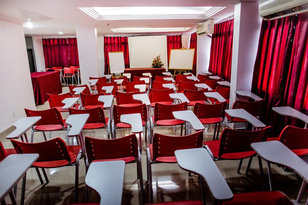 Reis Palace Hotel Petrolina Bagian luar foto